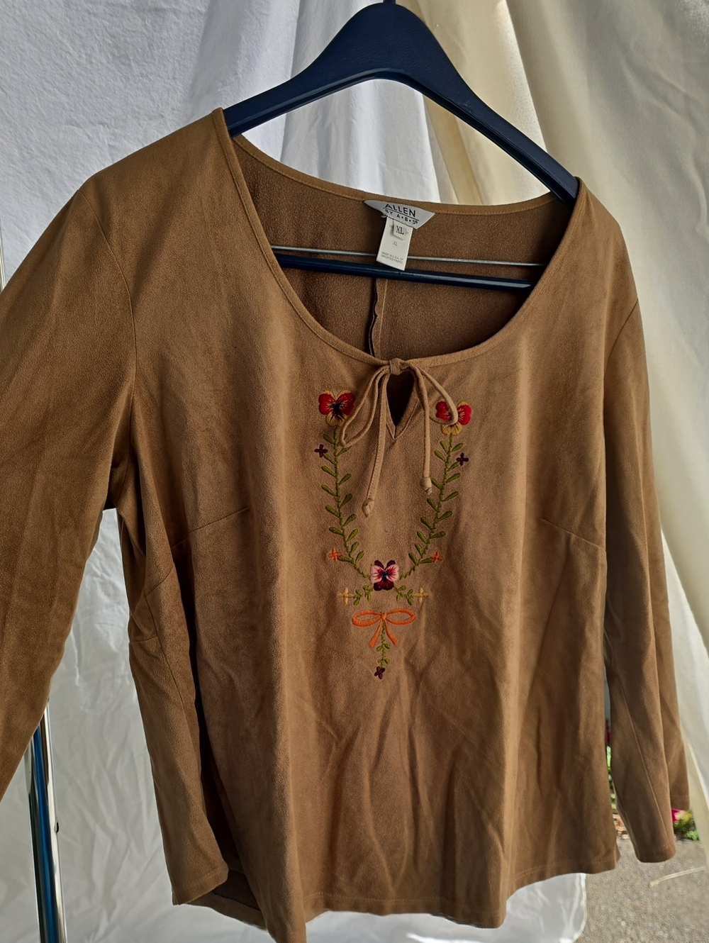 Brown Long-Sleeve Embroidered Peasant Blouse